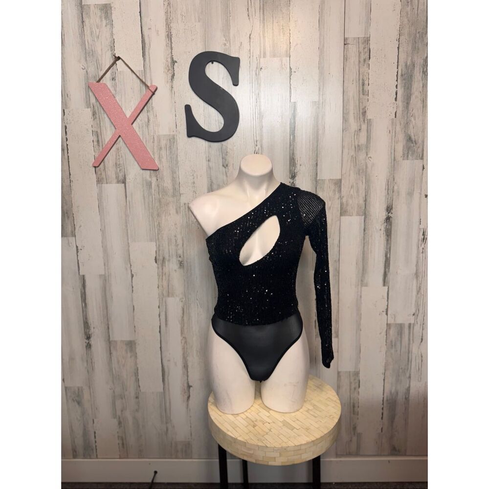 Fashion Nova Bodysuit Womens XS Black Sequin One Shoulder Cutout Mesh bodysuit
